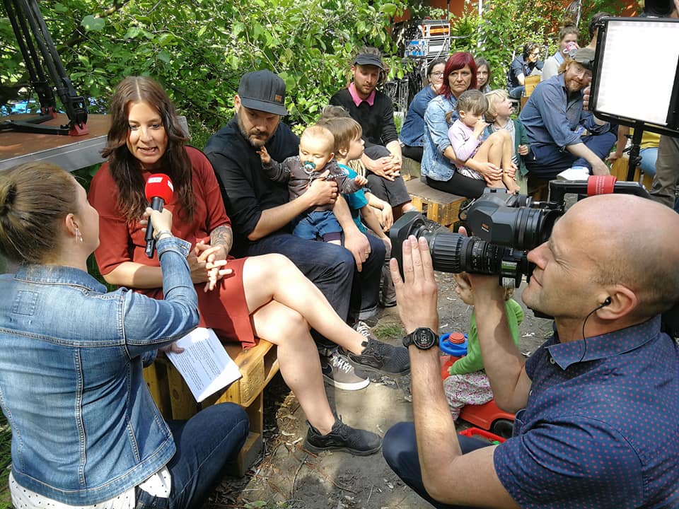 32911913_394012627747819_5246769067116724224_n